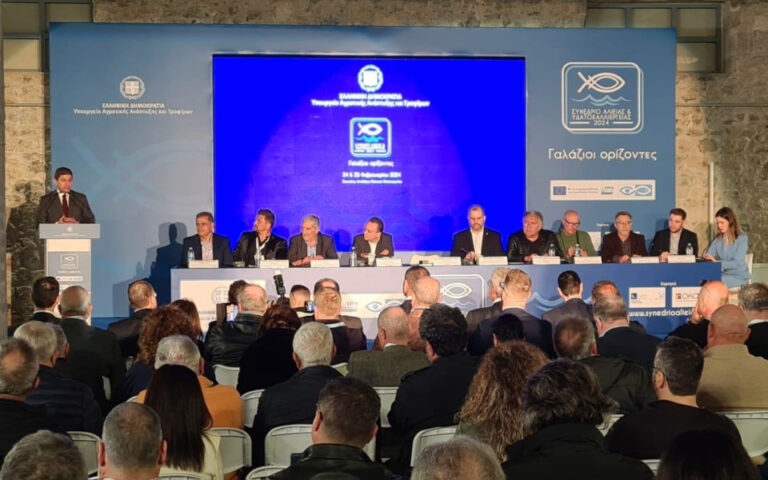 Λ. Αυγενάκης: Με διάλογο συνδιαμορφώνουμε την εθνική στρατηγική αλιείας και υδατοκαλλιέργειας