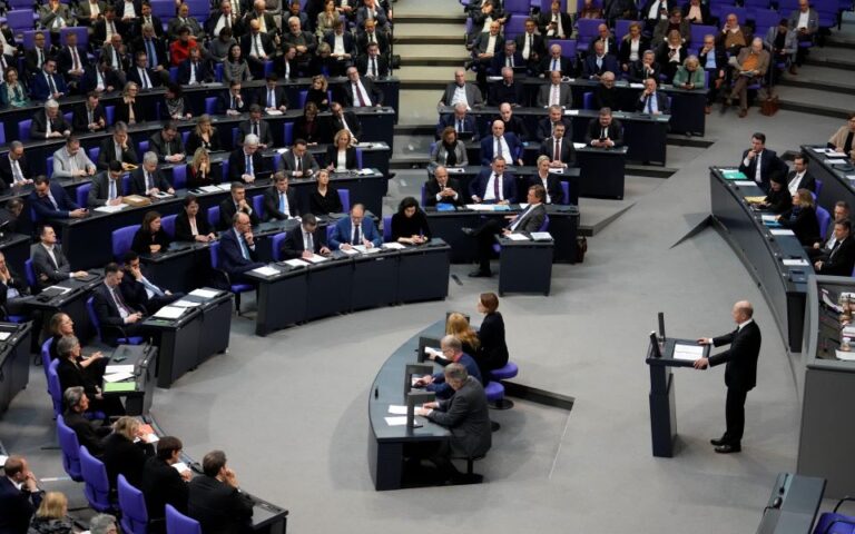 Γερμανία: Εγκρίθηκε ο προϋπολογισμός του 2024