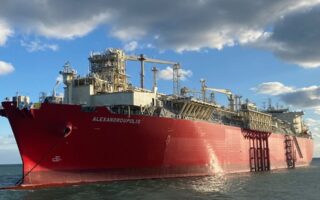 Σε δοκιμαστική λειτουργία το FSRU Αλεξανδρούπολης: Πρεμιέρα με το πρώτο φορτίο LNG