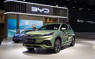 Η κινεζική BYD πατάει γκάζι στην ευρωπαϊκή αγορά αυτοκινήτου