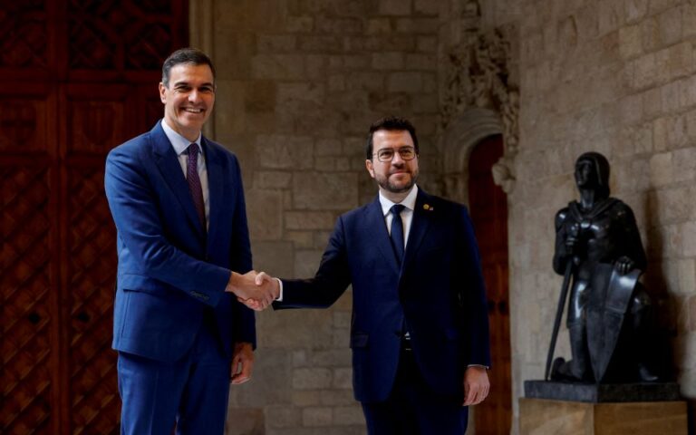 Καταλονία: Απορρίφθηκε ο προϋπολογισμός – Προκηρύσσει πρόωρες εκλογές