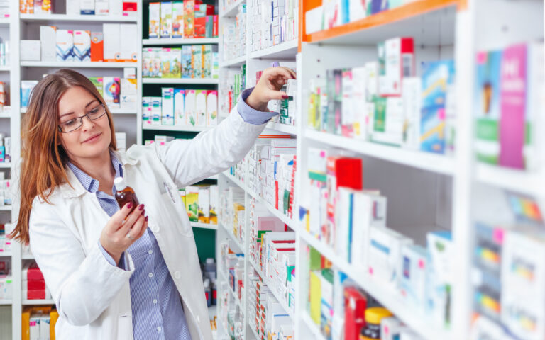 Ξεπέρασε τα 4 δισ. ευρώ η αξία των συνταγογραφούμενων φαρμάκων στα ιδιωτικά φαρμακεία το 2023