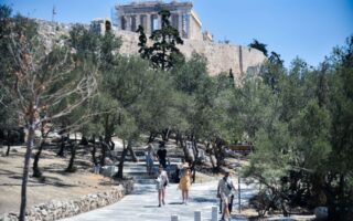 La Stampa: «Ελλάδα, η μεγάλη θεραπευμένη»