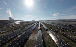 ΔΕΗ Ανανεώσιμες: Κατασκευή νέου φωτοβολταϊκού σταθμού 80MW στη Δ. Μακεδονία