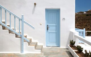 Έρευνα: Διακοπές εντός Ελλάδας και στο πικ της θερινής σεζόν το 2024