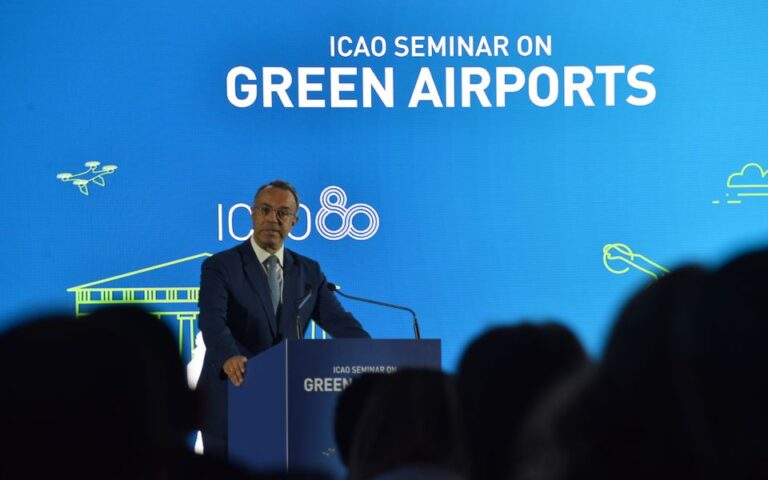 Σταϊκούρας: Ενθαρρύνουμε τη μετάβαση σε «πράσινο» μοντέλο αερομεταφορών