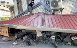 Ταϊβάν: Στους 9 οι νεκροί, τουλάχιστον 900 τραυματίες και 50 αγνοούμενοι από τον σεισμό