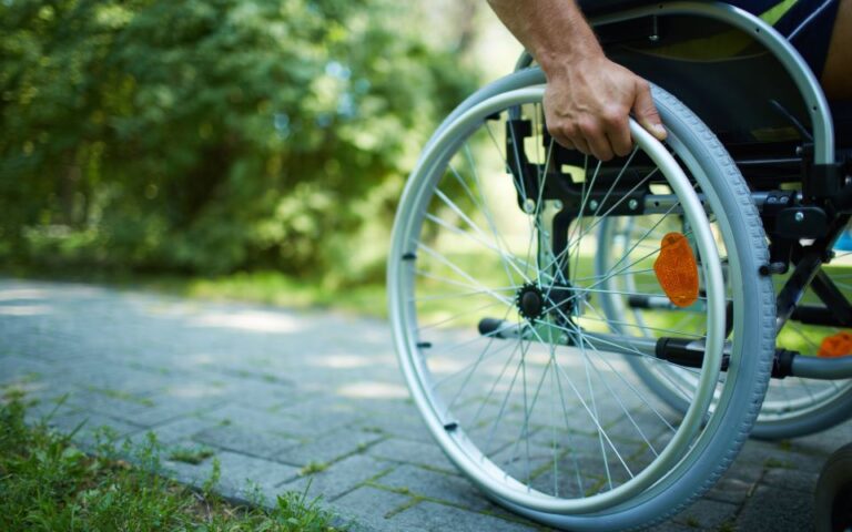 Ποιες είναι οι απαιτούμενες παρεμβάσεις στην υγεία για τα άτομα με αναπηρία